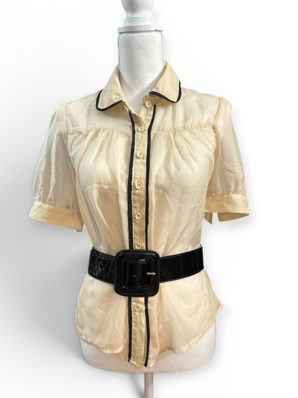 Inbm Cream Short-Sleeve Button Down Shirt with Black Trim,‎ S